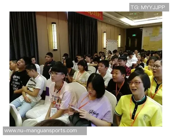 《足球明星冒险记:激情四射的绿茵场与梦想之旅》 《足球明星冒险记:激情四射的绿茵场与梦想之旅》